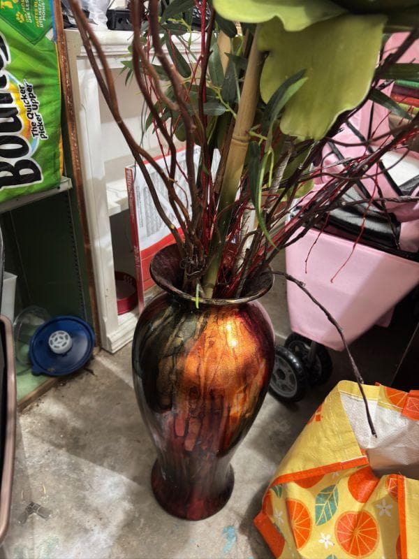 GREAT Brentwood Estate Sale: Jewelry, Lamps, Couches, Dining Set, Home Decor, and MORE!
