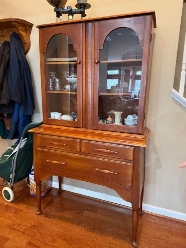 Splendid Spring Hill Estate Sale