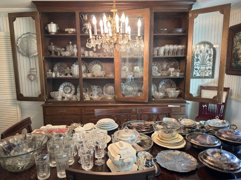 Nashville Estate Sale: Home essentials, tools, clothes, patio furniture, and more!