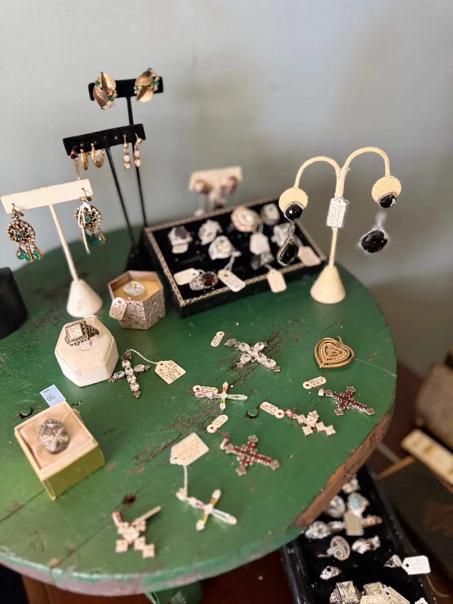 PHASE 2 | Nashville, TN Estate Sale | Primitives, Stoneware, Fine Porcelain, Vintage Furniture