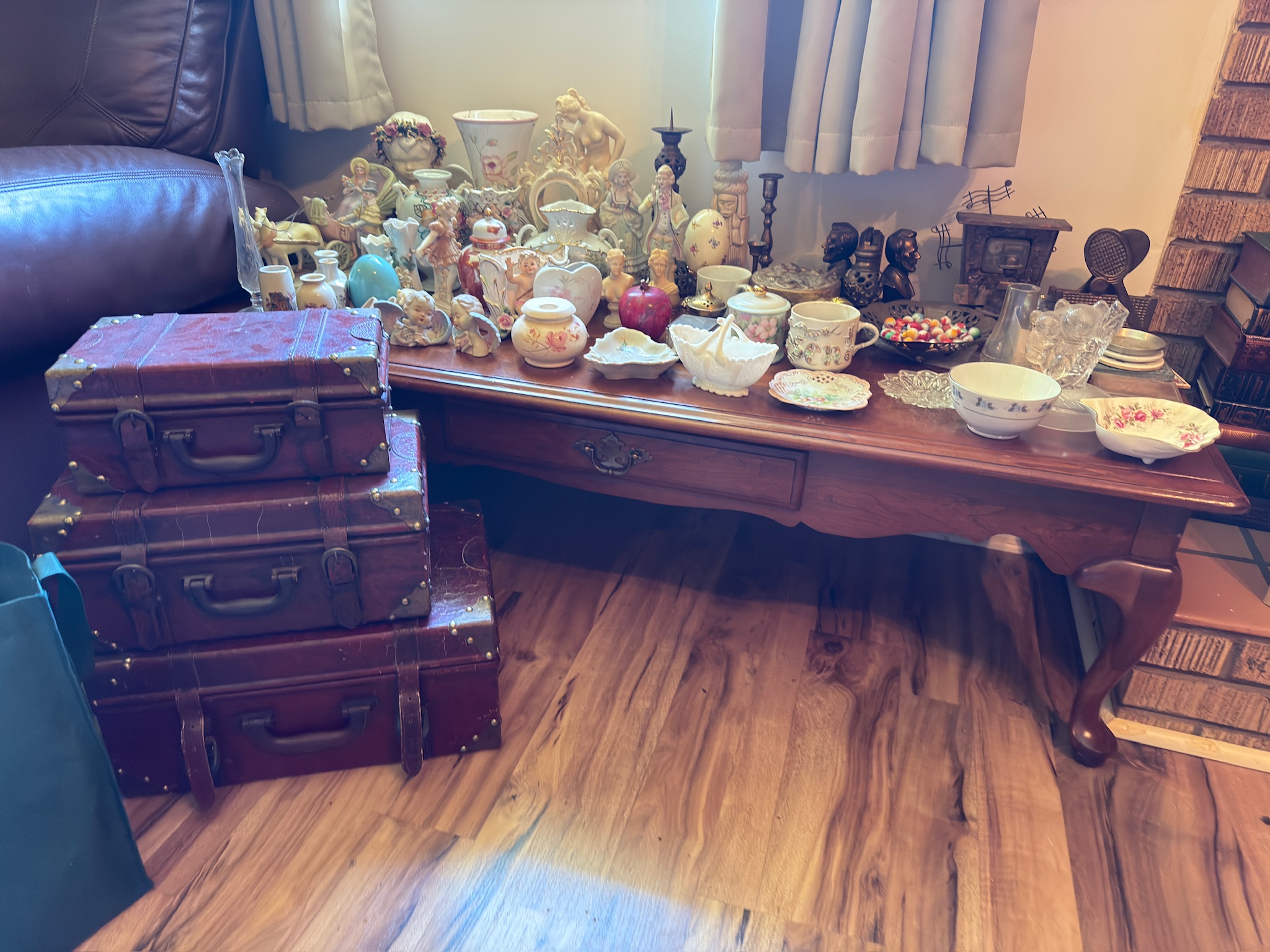 estate sale setup