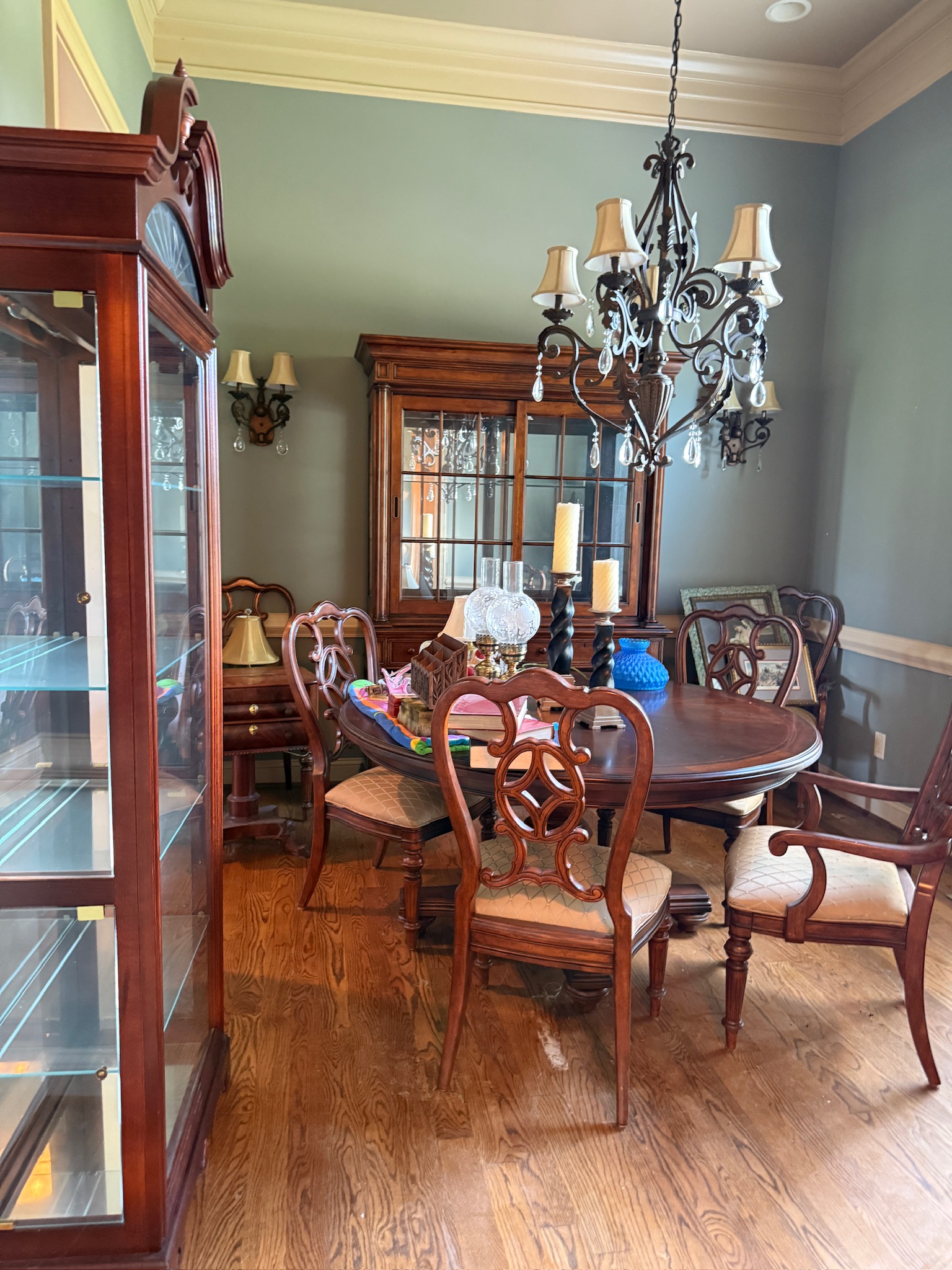 Exciting Franklin Estate Sale