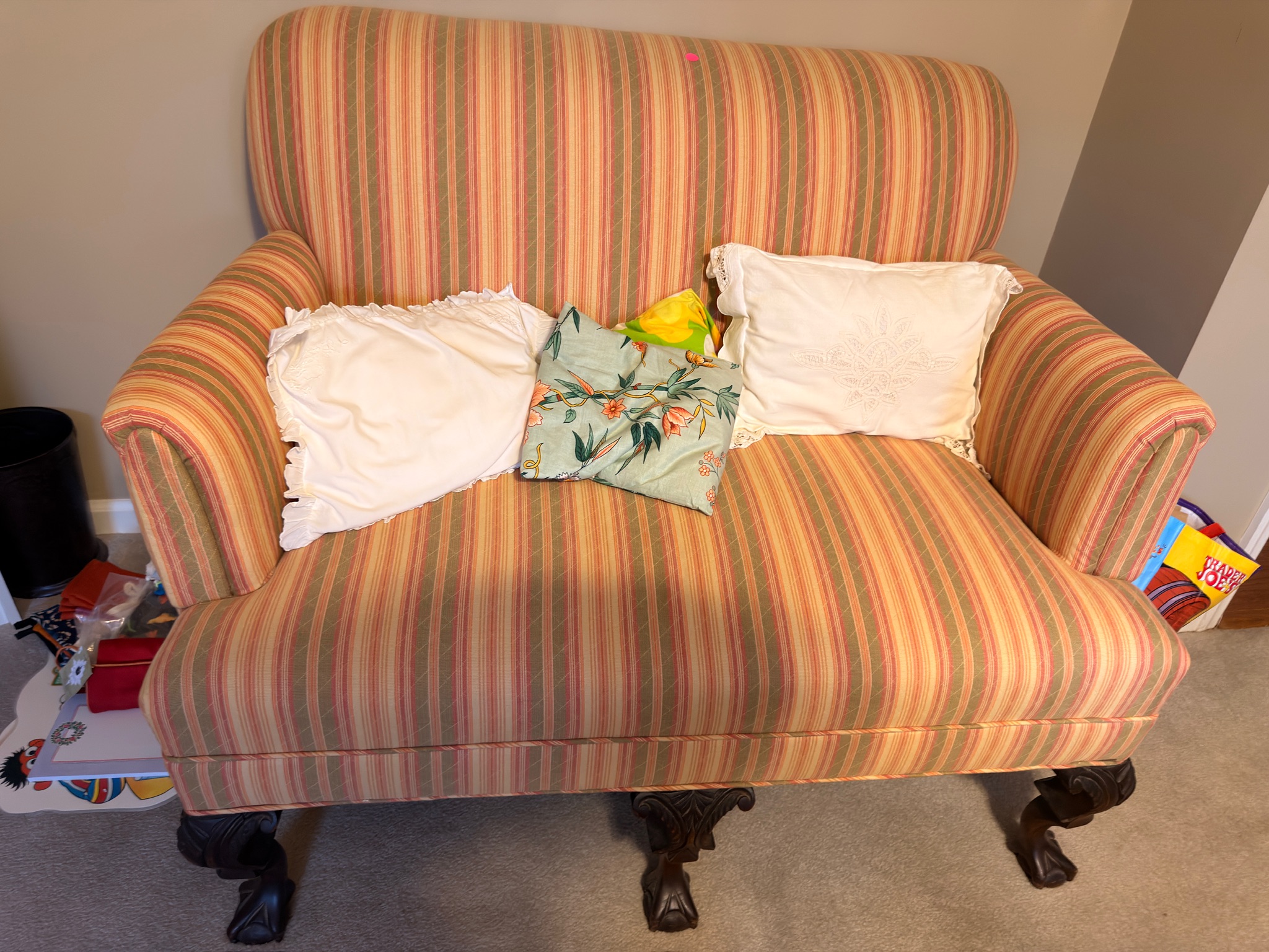 berry hill estate sale