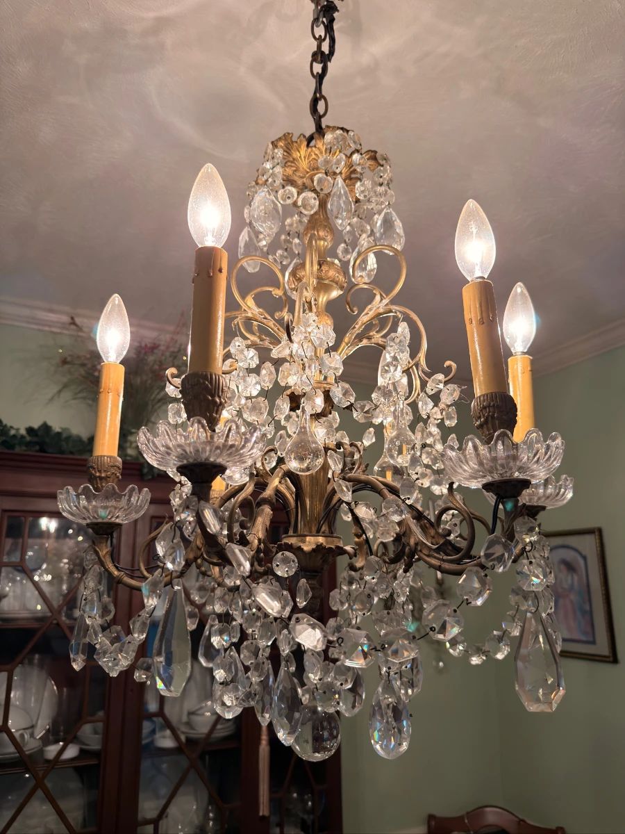 Incredible La Vergne Estate Sale