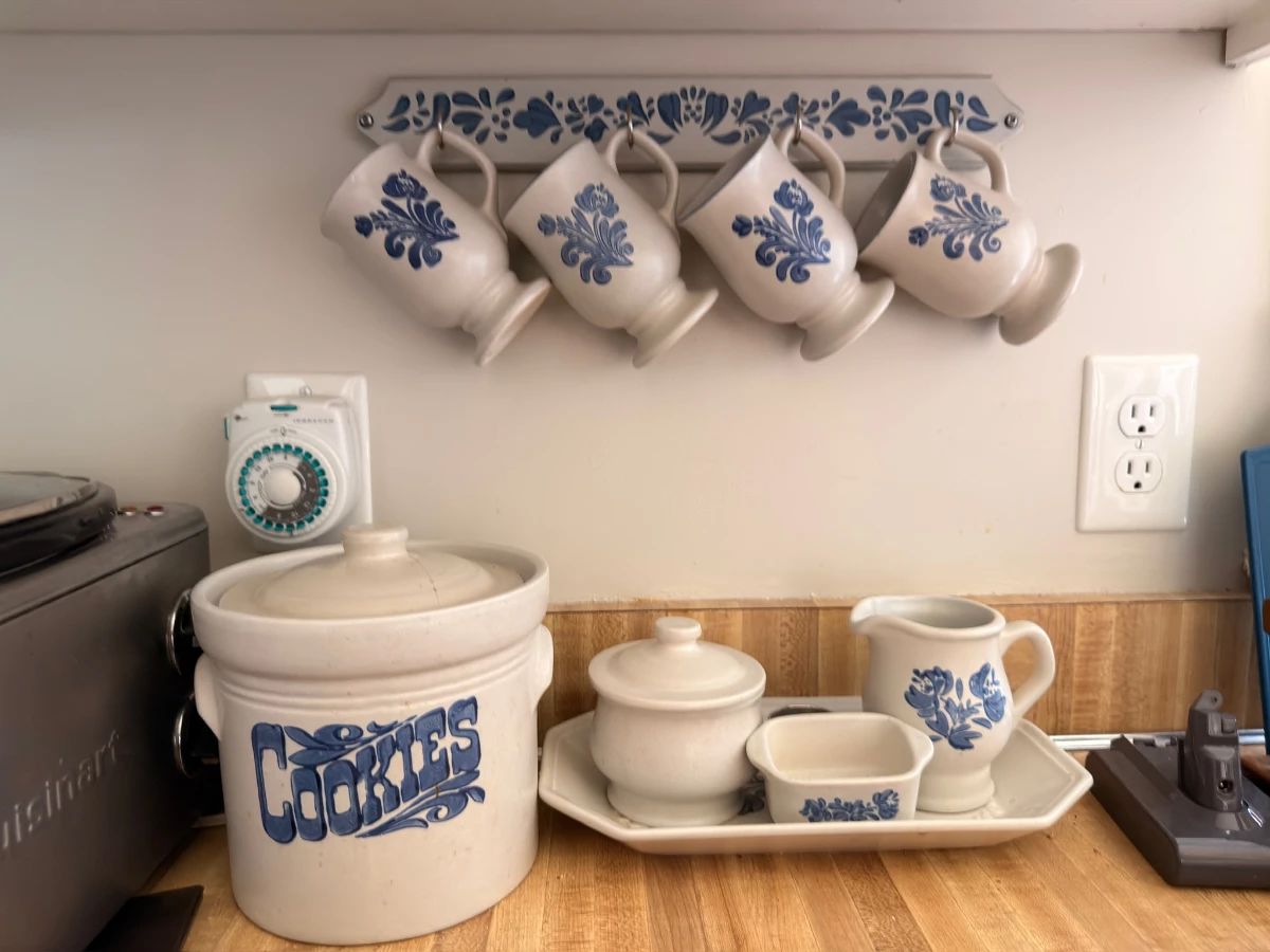 packed donelson estate sale